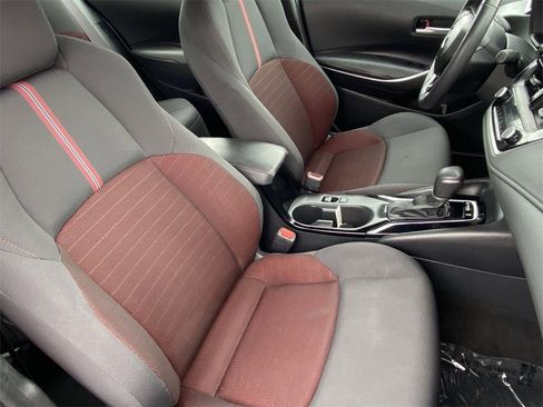 Certified 2024 Toyota Corolla SE w/ SE Premium Package image 13