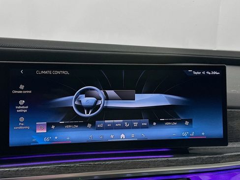 Used 2024 BMW 760i xDrive 760i xDrive image 21