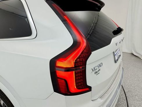 New 2026 Volvo XC90 B6 Plus w/ Protection Package Premier image 15