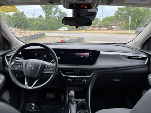 Used 2025 Buick Encore GX Preferred FWD image 29