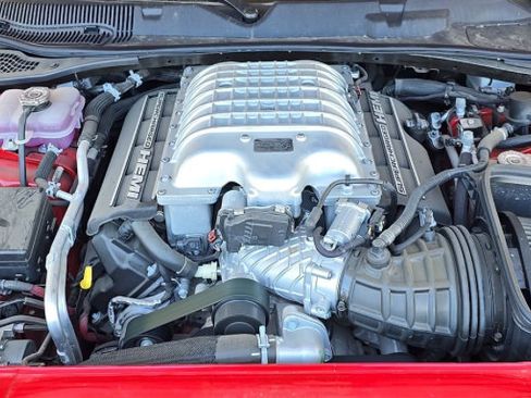 Used 2022 Dodge Challenger SRT Hellcat RWD image 18