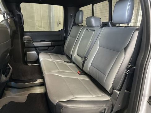 Certified 2024 Ford F150 Lightning Lariat image 31