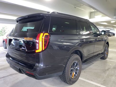Used 2025 Ford Expedition Tremor AWD/4WD image 4