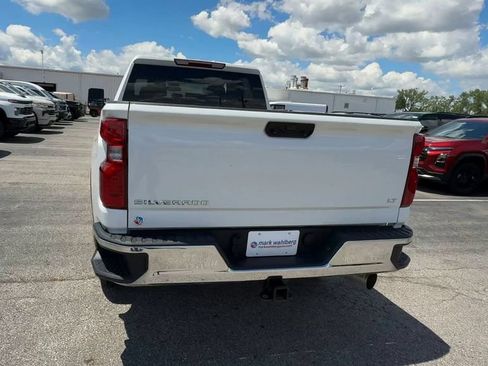 Used 2025 Chevrolet Silverado 2500 LT w/ Convenience Package AWD/4WD image 7