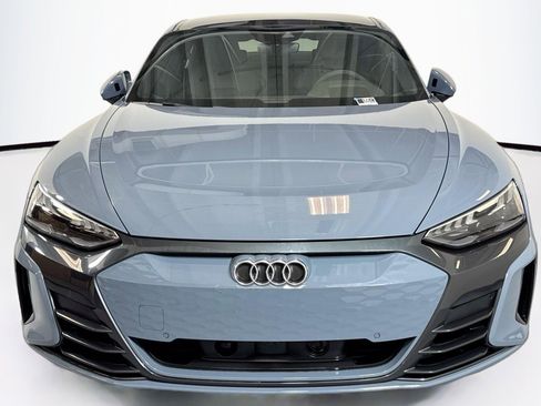 Used 2023 Audi e-tron GT Premium Plus image 2