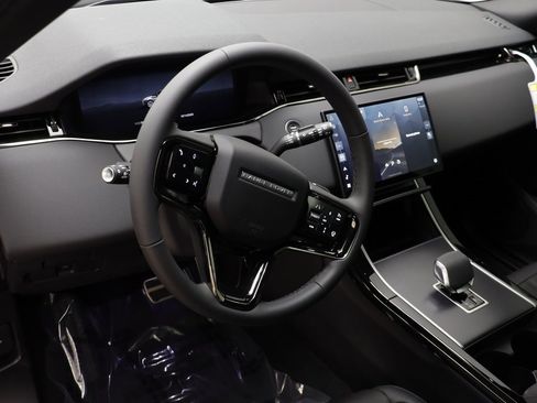 New 2026 Land Rover Range Rover Evoque Dynamic SE image 7