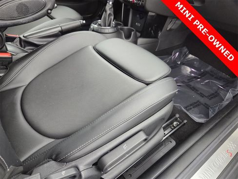 Used 2015 MINI Cooper S image 14