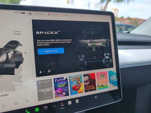 Used 2022 Tesla Model Y Performance image 18