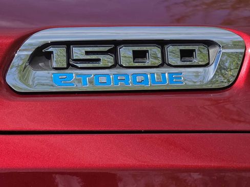 Used 2025 RAM 1500 Big Horn AWD/4WD image 11