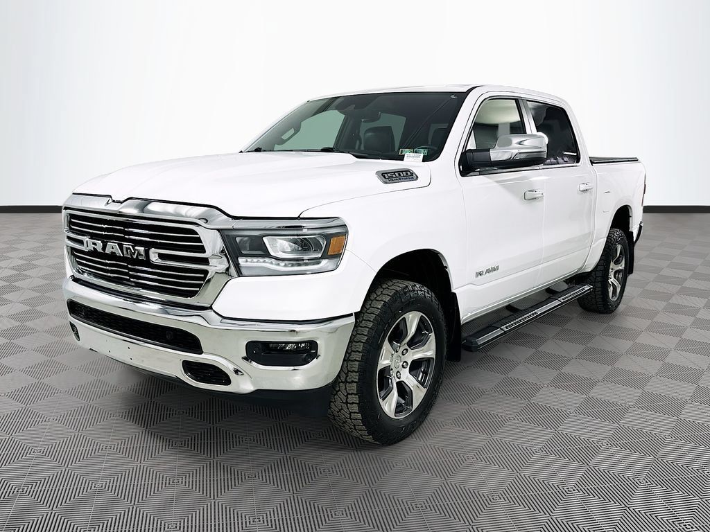 Used 2023 RAM 1500 Laramie AWD/4WD image 3