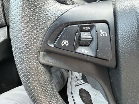 Used 2015 Chevrolet Cruze LT FWD image 18