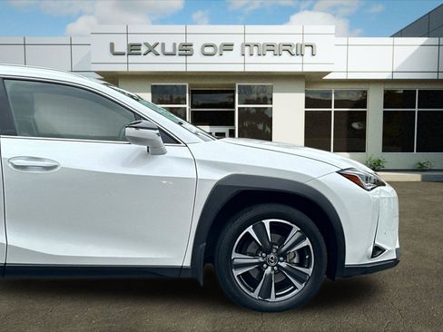 Used 2020 Lexus UX 250h w/ Premium Package AWD/4WD image 35