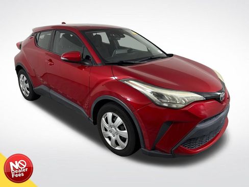 Used 2020 Toyota C-HR LE FWD image 1