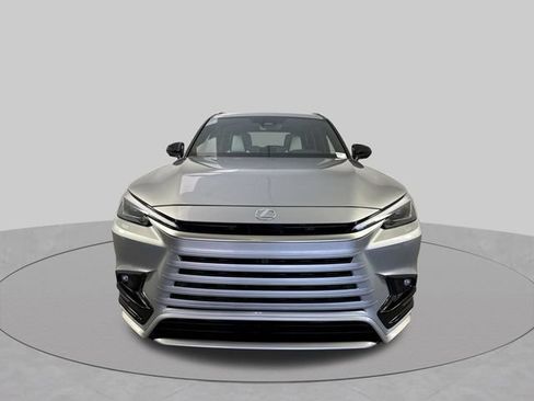 Used 2025 Lexus TX 500h AWD w/ Technology Package image 28