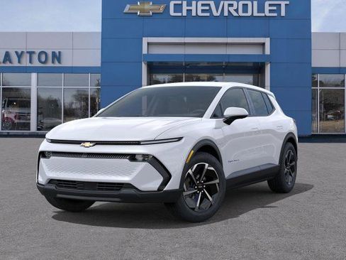 New 2026 Chevrolet Equinox EV LT image 30