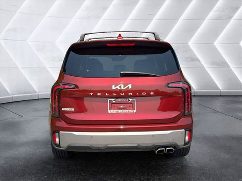 Used 2023 Kia Telluride EX FWD image 4