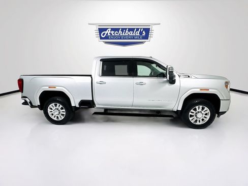 Used 2021 GMC Sierra 3500 Denali w/ Denali Ultimate Package AWD/4WD image 8