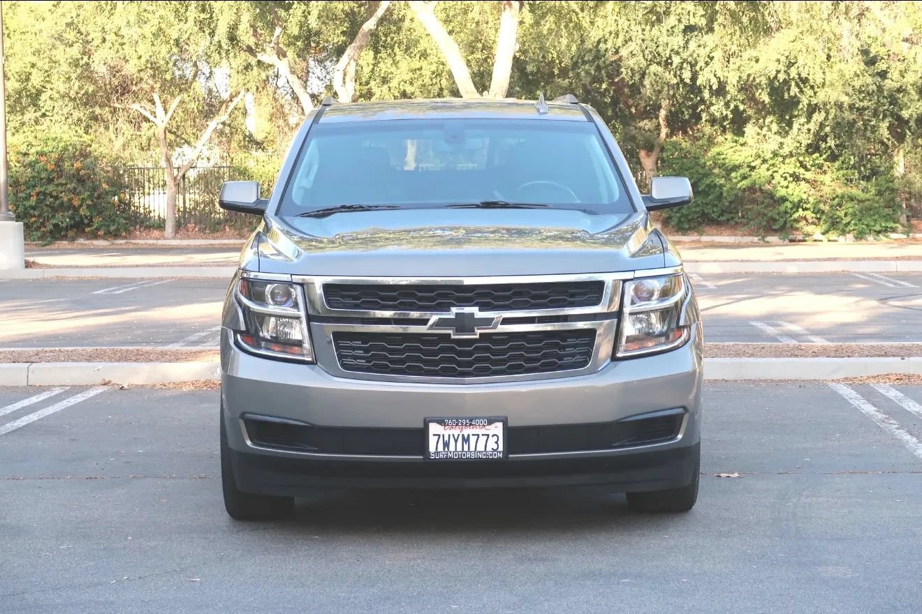 Used 2017 Chevrolet Tahoe LS RWD image 2