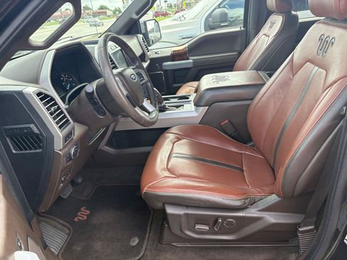 Used 2019 Ford F150 King Ranch w/ Equipment Group 601A Luxury AWD/4WD image 4
