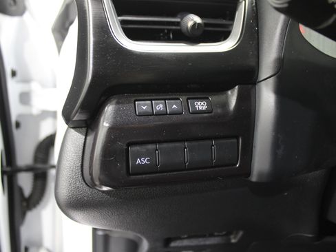 Used 2024 Lexus UX 250h F Sport image 8