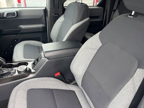 Used 2023 Ford Bronco Big Bend image 9