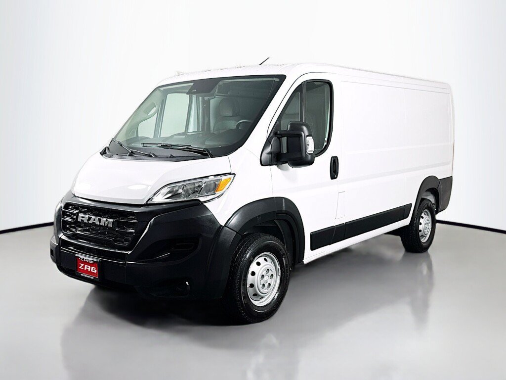 Used 2023 RAM ProMaster 2500 FWD image 1