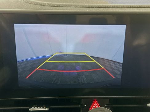 Used 2024 Kia Sportage EX image 23