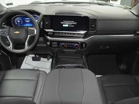 New 2026 Chevrolet Silverado 2500 LTZ w/ LTZ Premium Package image 32