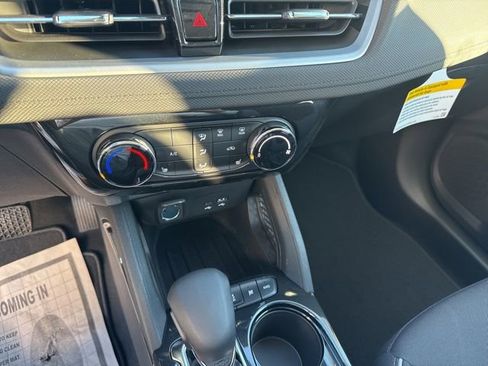 New 2026 Chevrolet TrailBlazer LT w/ LT Cold Weather Package AWD/4WD image 52