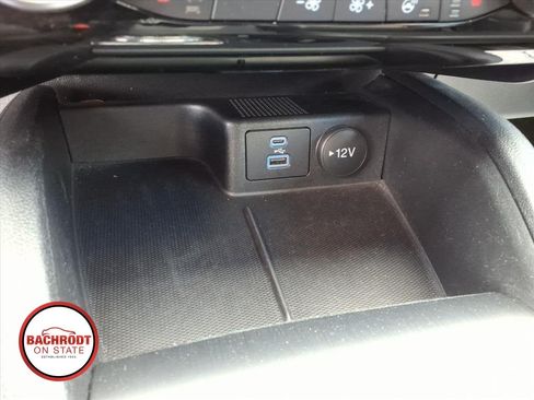 Used 2022 Ford Escape Titanium w/ Class II Trailer Tow Package AWD/4WD image 13