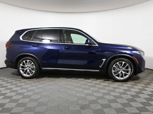 Used 2026 BMW X5 xDrive50e w/ Premium Package AWD/4WD image 8