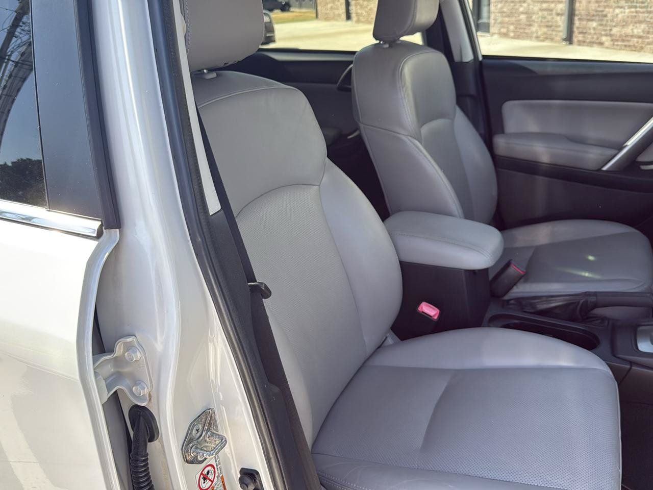 Used 2014 Subaru Forester 2.5i Limited w/ Popular Package #2 AWD/4WD image 53