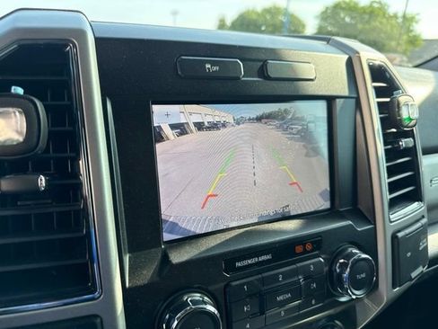 Used 2021 Ford F250 Lariat w/ Lariat Ultimate Package AWD/4WD image 24