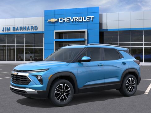 New 2026 Chevrolet TrailBlazer LT AWD/4WD image 2
