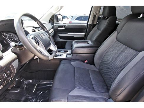 Used 2017 Toyota Tundra SR5 w/ SR5 Upgrade Package RWD image 6