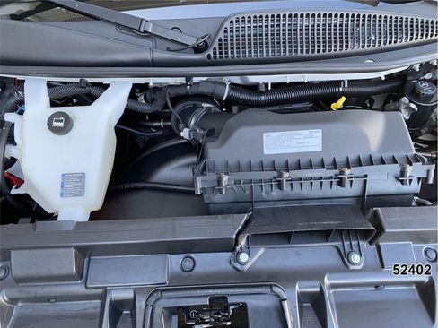 Used 2023 GMC Savana 3500 Cutaway Van w/ Power Convenience Package image 14