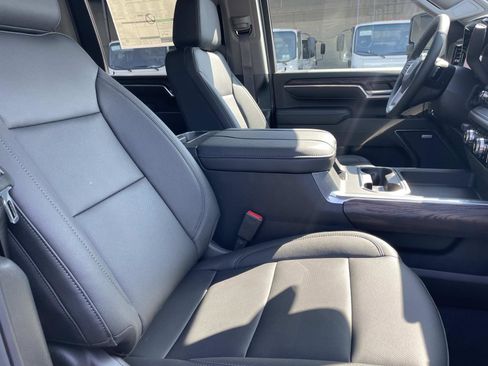 New 2026 GMC Sierra 2500 SLT w/ SLT Premium Package image 28