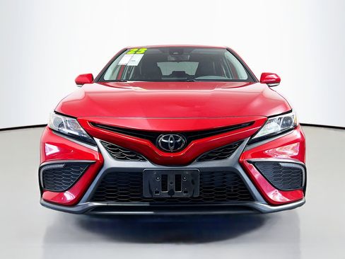 Used 2023 Toyota Camry SE image 11