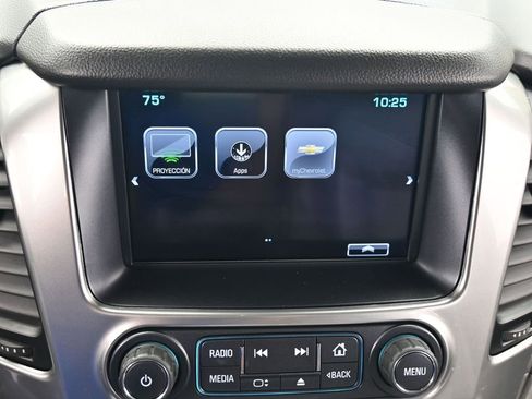 Used 2020 Chevrolet Suburban LT image 22