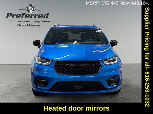 New 2026 Chrysler Pacifica Select image 14