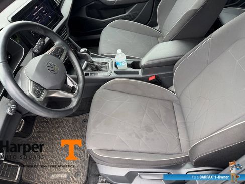 Used 2025 Volkswagen Jetta Sport FWD image 13