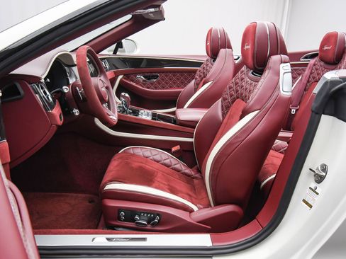 Used 2022 Bentley Continental GT Speed image 20