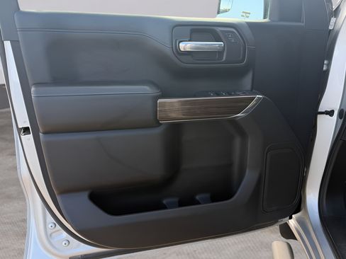 Used 2021 Chevrolet Silverado 1500 RST RWD image 18
