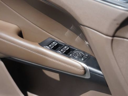 Used 2016 Lincoln MKC Reserve w/ Lincoln MKC Climate Package FWD image 30