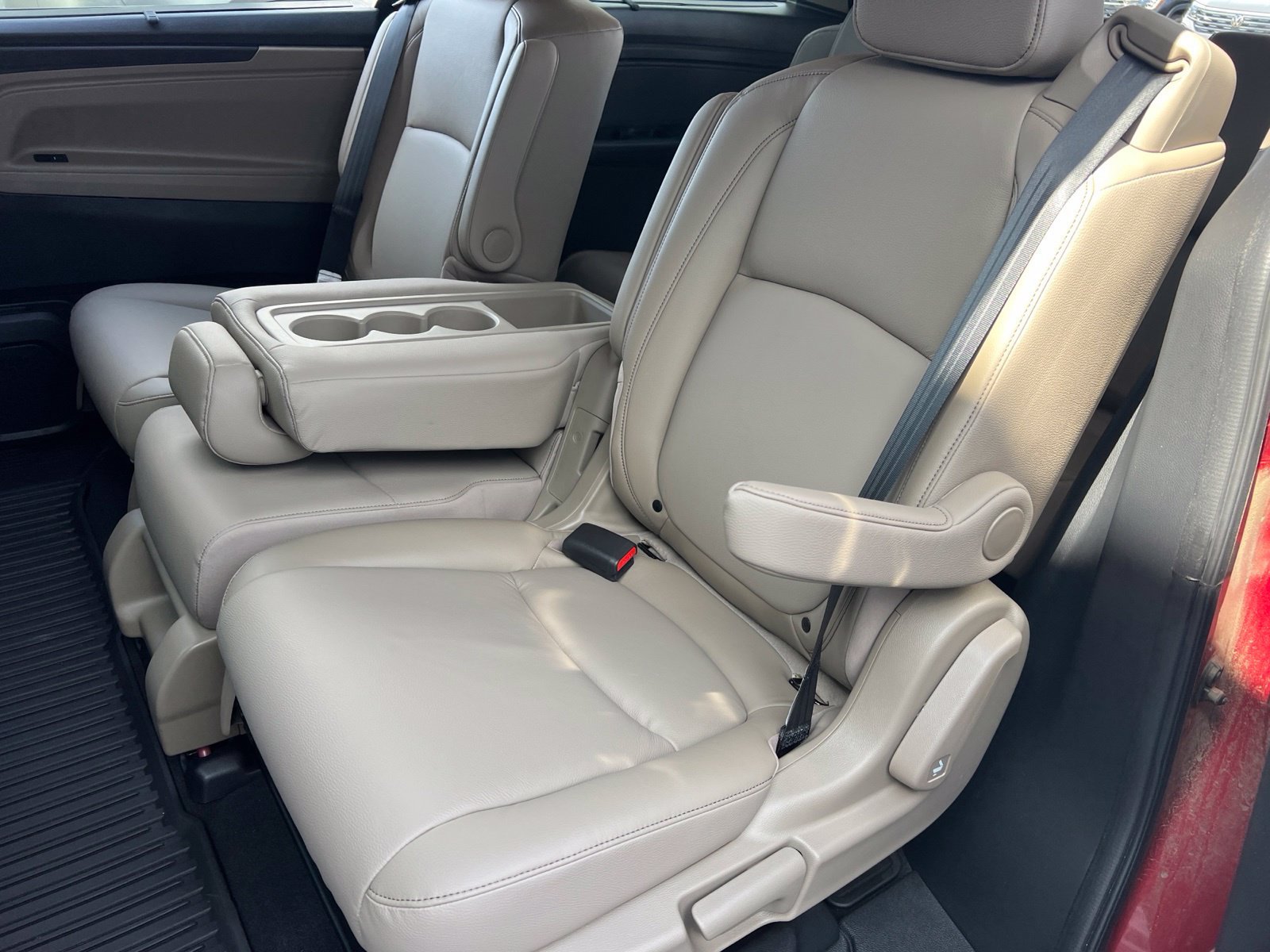 Used 2024 Honda Odyssey Touring image 34
