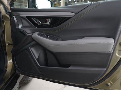 Used 2023 Subaru Outback Onyx Edition image 9