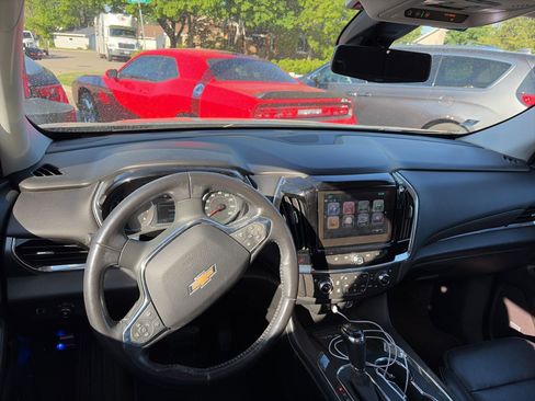 Used 2019 Chevrolet Traverse Premier w/ LPO, Floor Liner Package AWD/4WD image 6