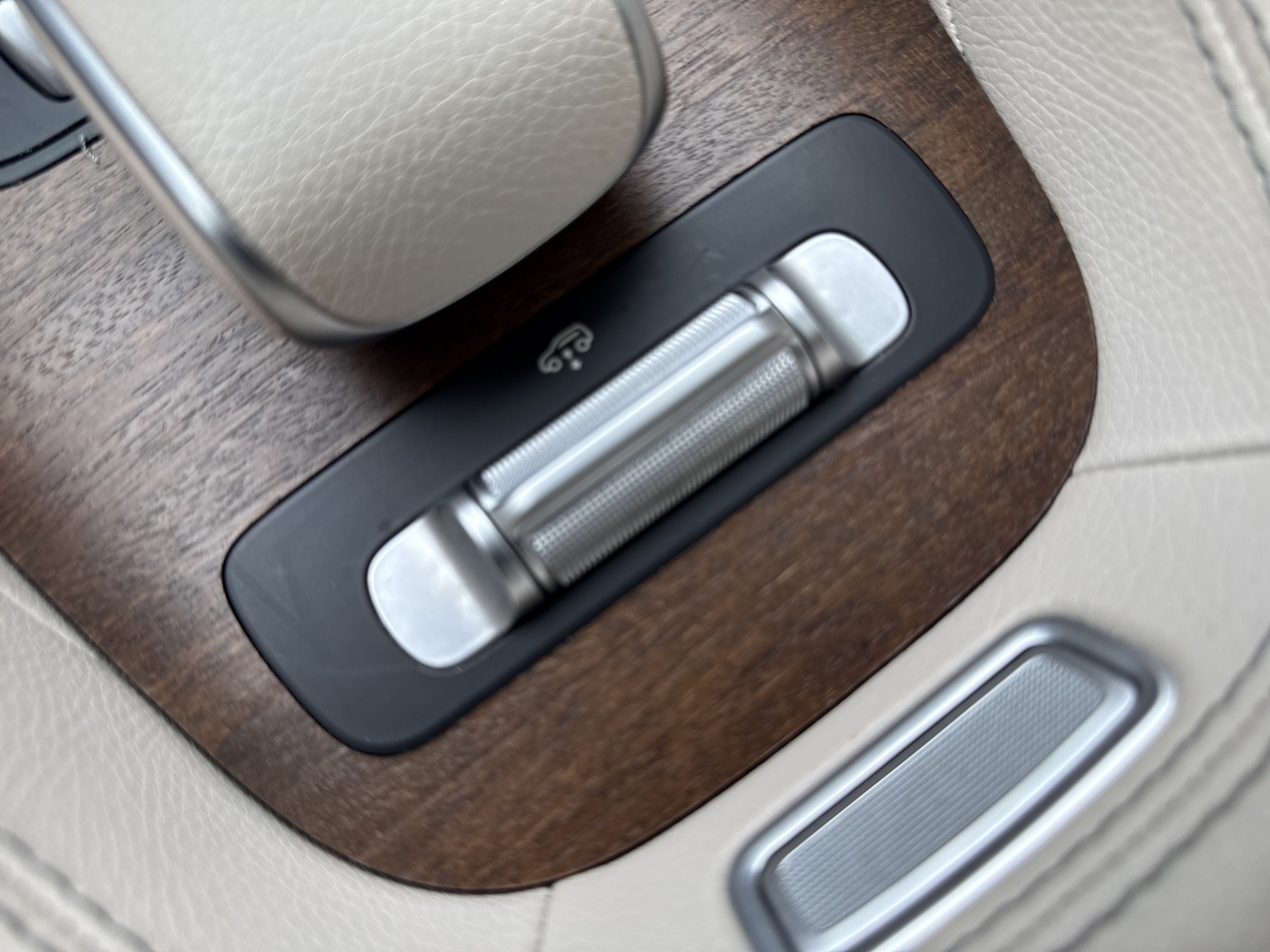Certified 2022 Mercedes-Benz GLS 450 4MATIC image 48