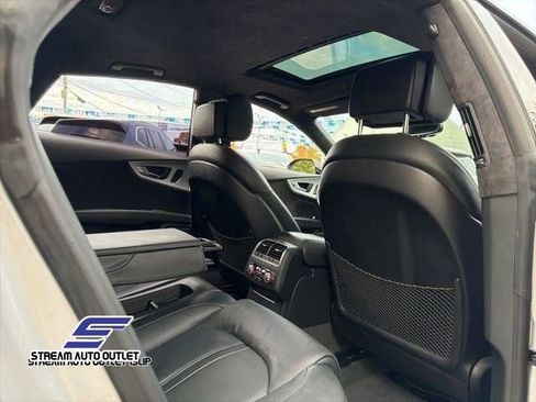 Used 2016 Audi RS 7 Prestige image 20