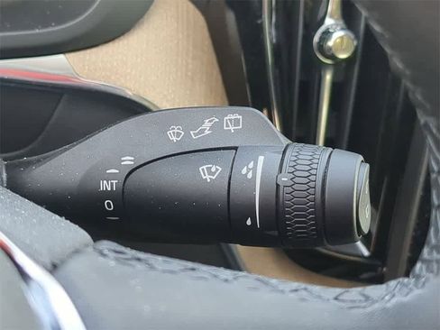 Used 2026 Volvo XC60 B5 Plus w/ Protection Package Premier image 24